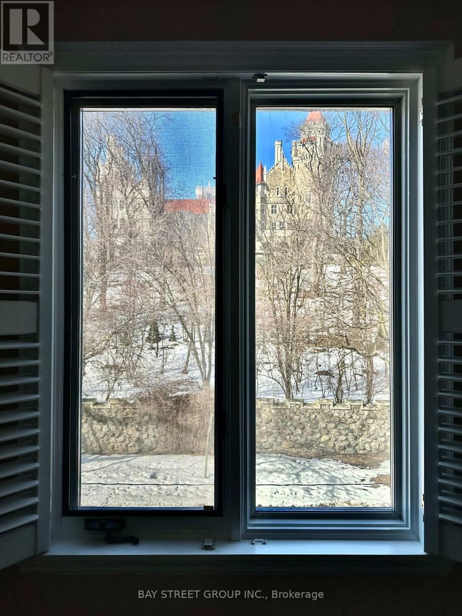 529 DAVENPORT ROAD Image 24