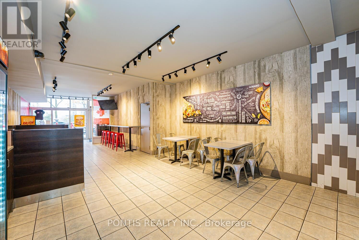 4918 YONGE STREET Image 15