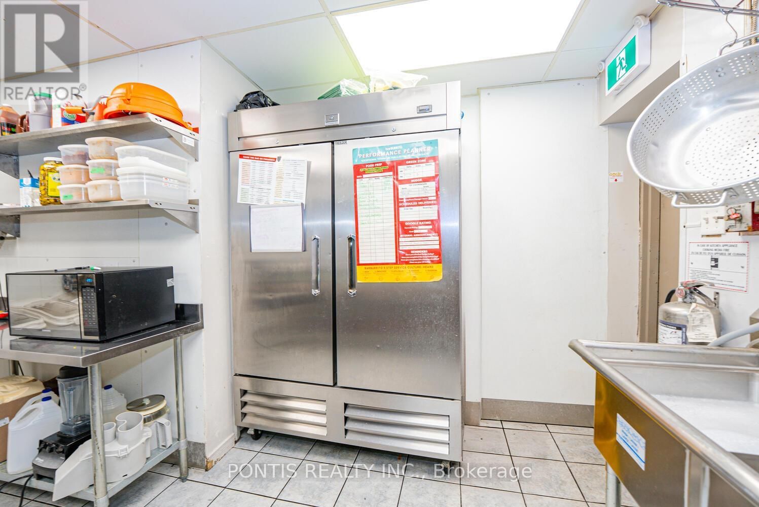 4918 YONGE STREET Image 28