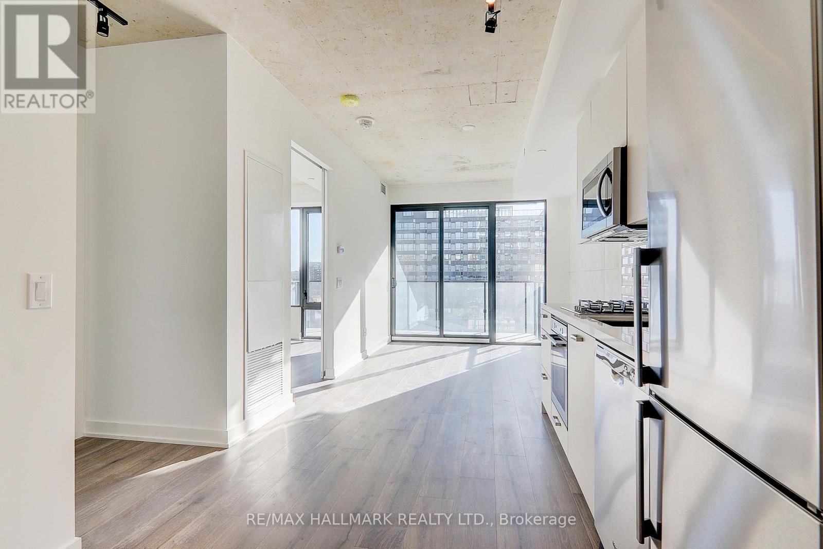 606 - 55 ONTARIO STREET Image 4