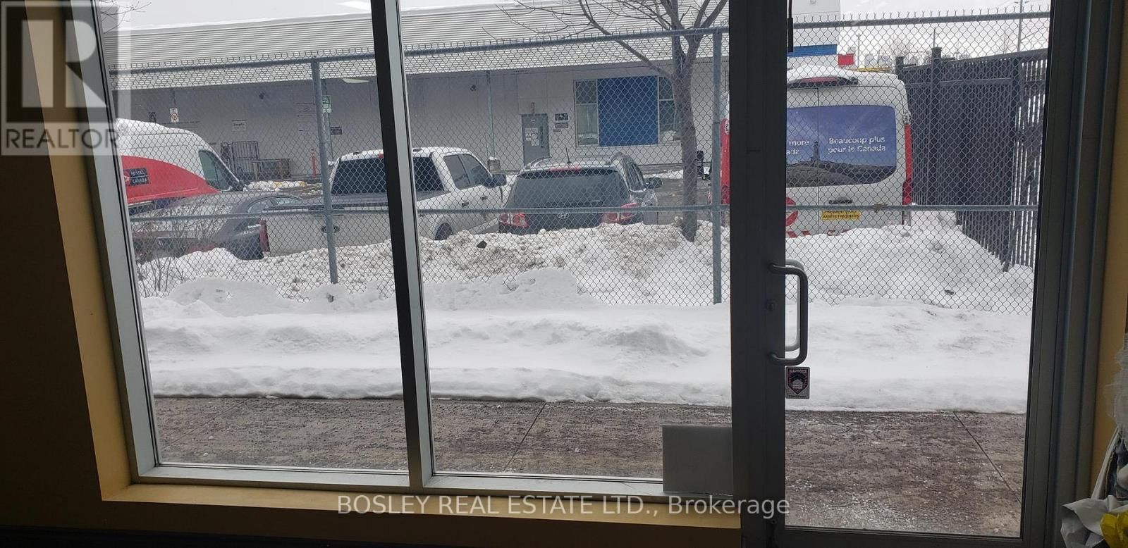 3 - 201 WICKSTEED AVENUE Image 4