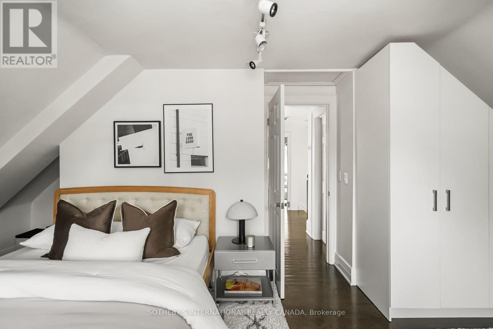 92 WOODLAWN AVENUE Image 33