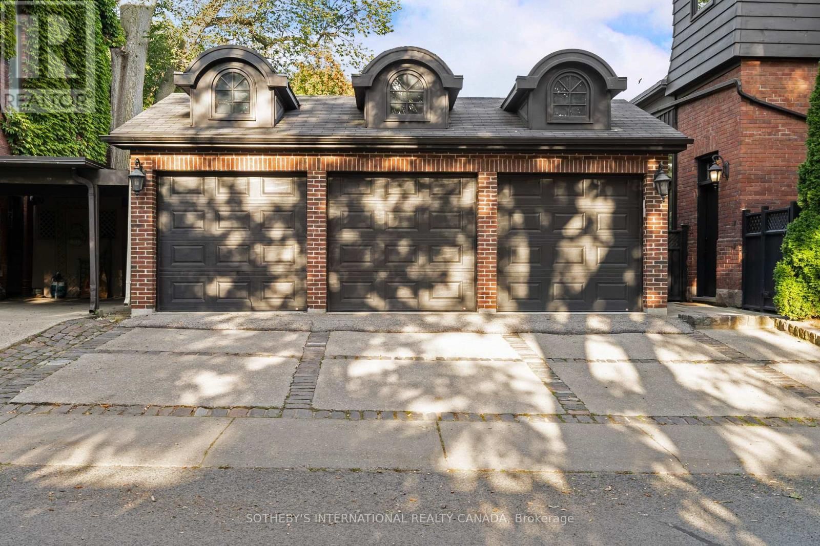 92 WOODLAWN AVENUE Image 38