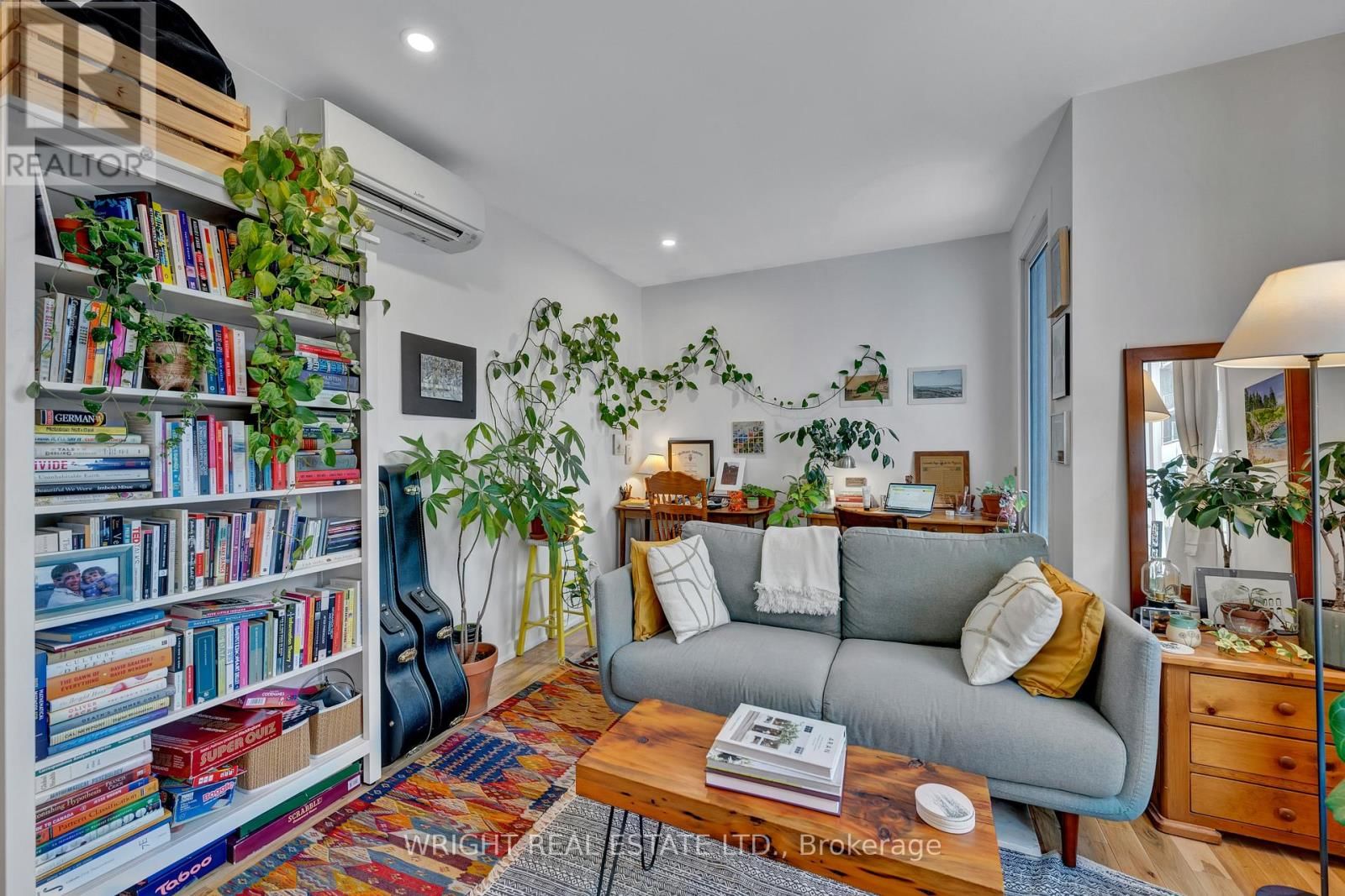 96 HARBORD STREET Image 11