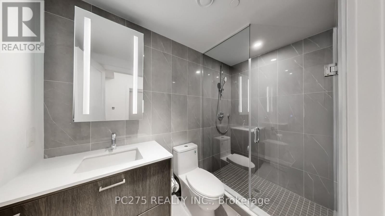 325 - 155 MERCHANTS' WHARF Image 17