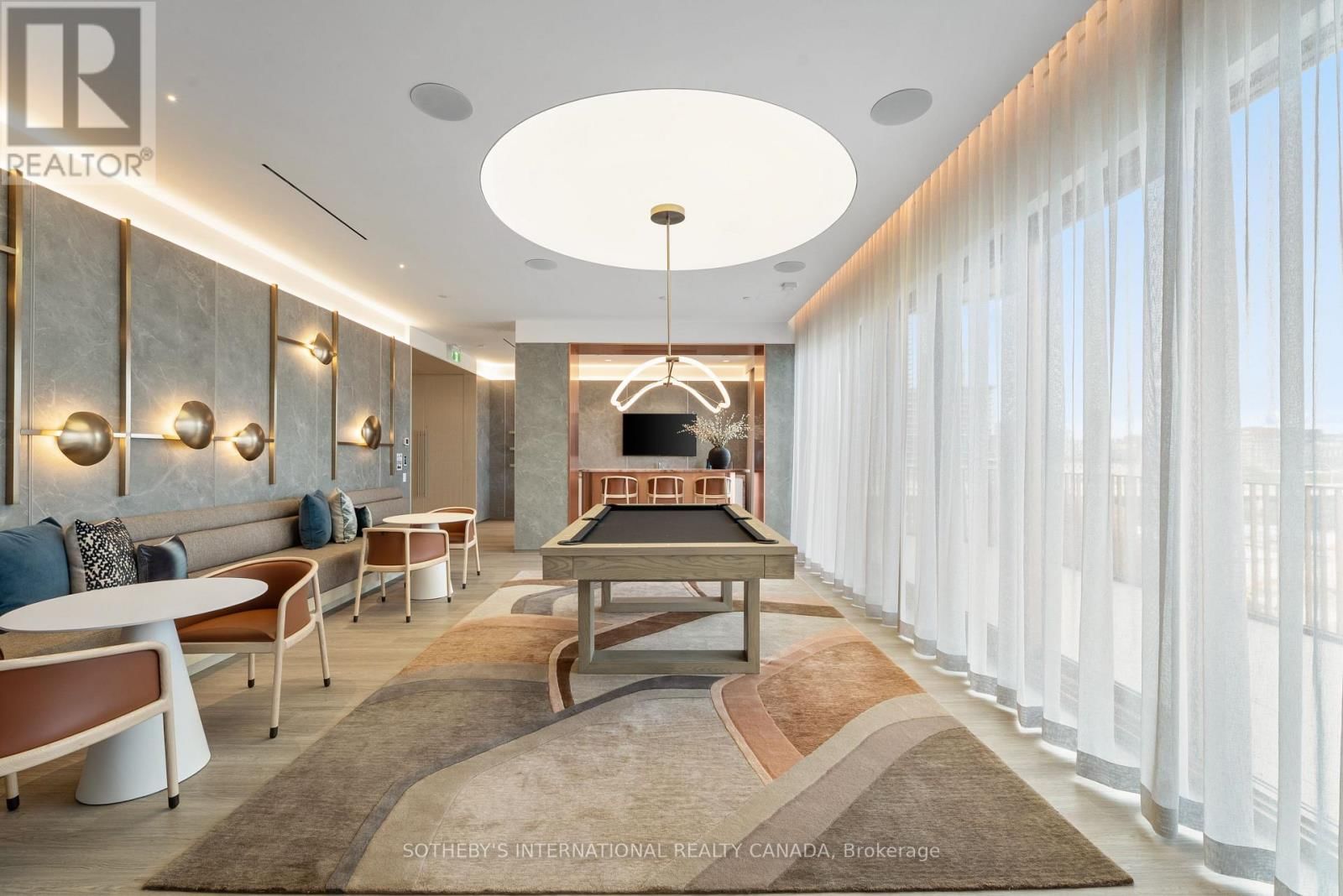 932 - 155 MERCHANTS' WHARF Image 27