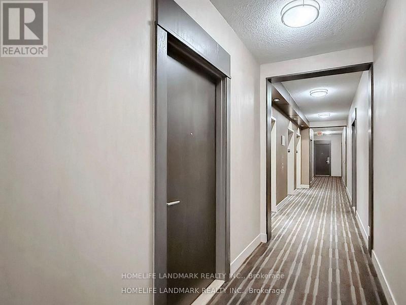 1711 - 26 NORTON AVENUE Image 31