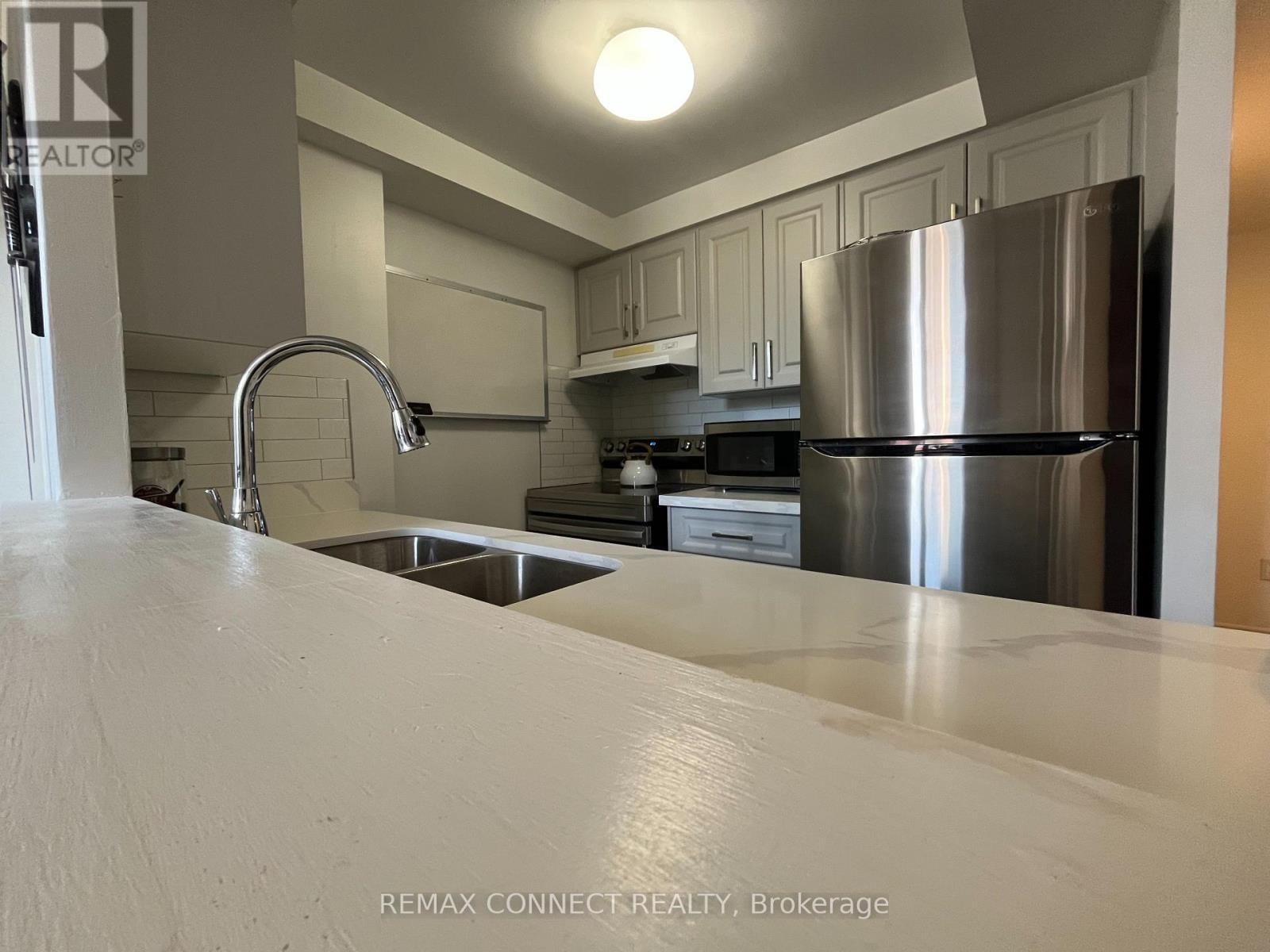 601 - 117 GERRARD STREET Image 12