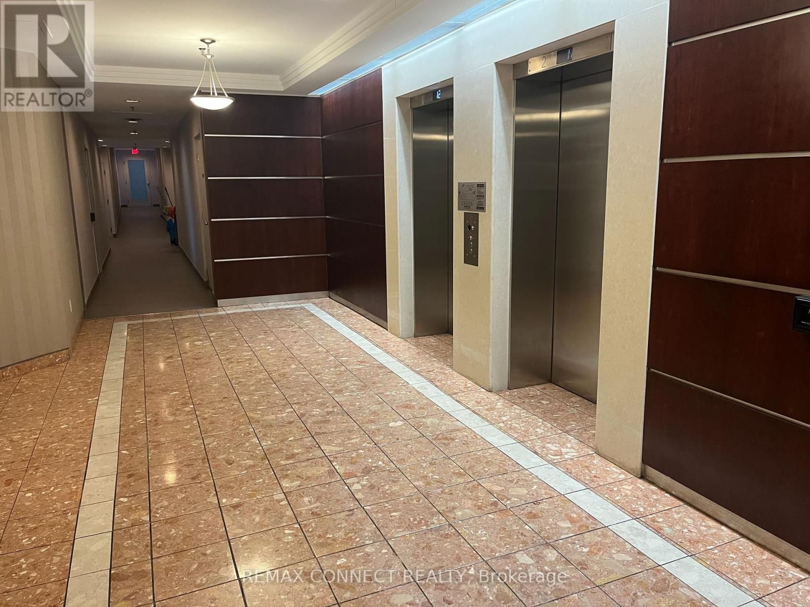 601 - 117 GERRARD STREET Image 6