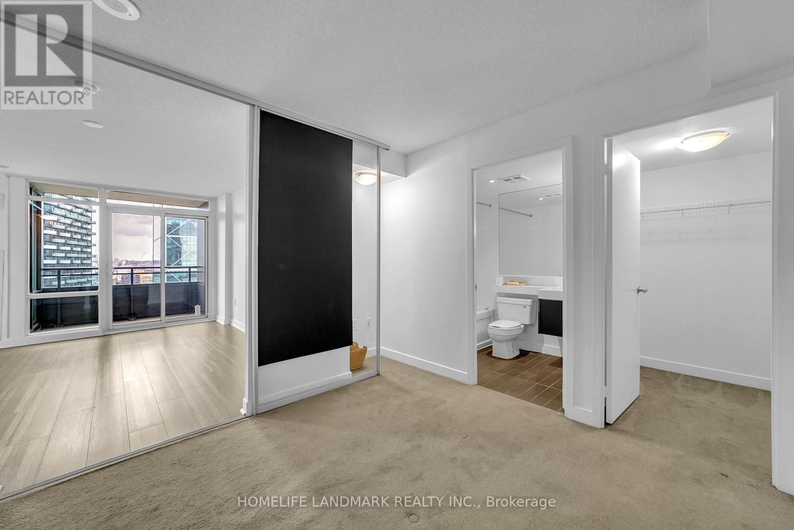 3511 - 25 TELEGRAM MEWS Image 19