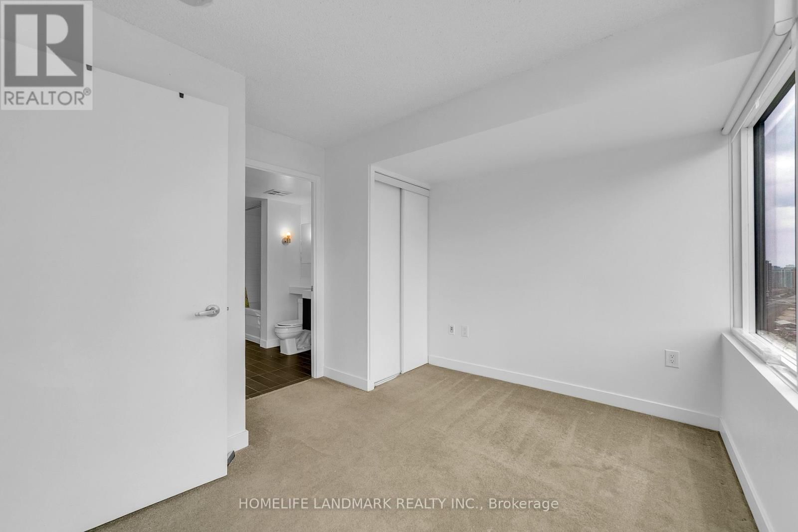 3511 - 25 TELEGRAM MEWS Image 21