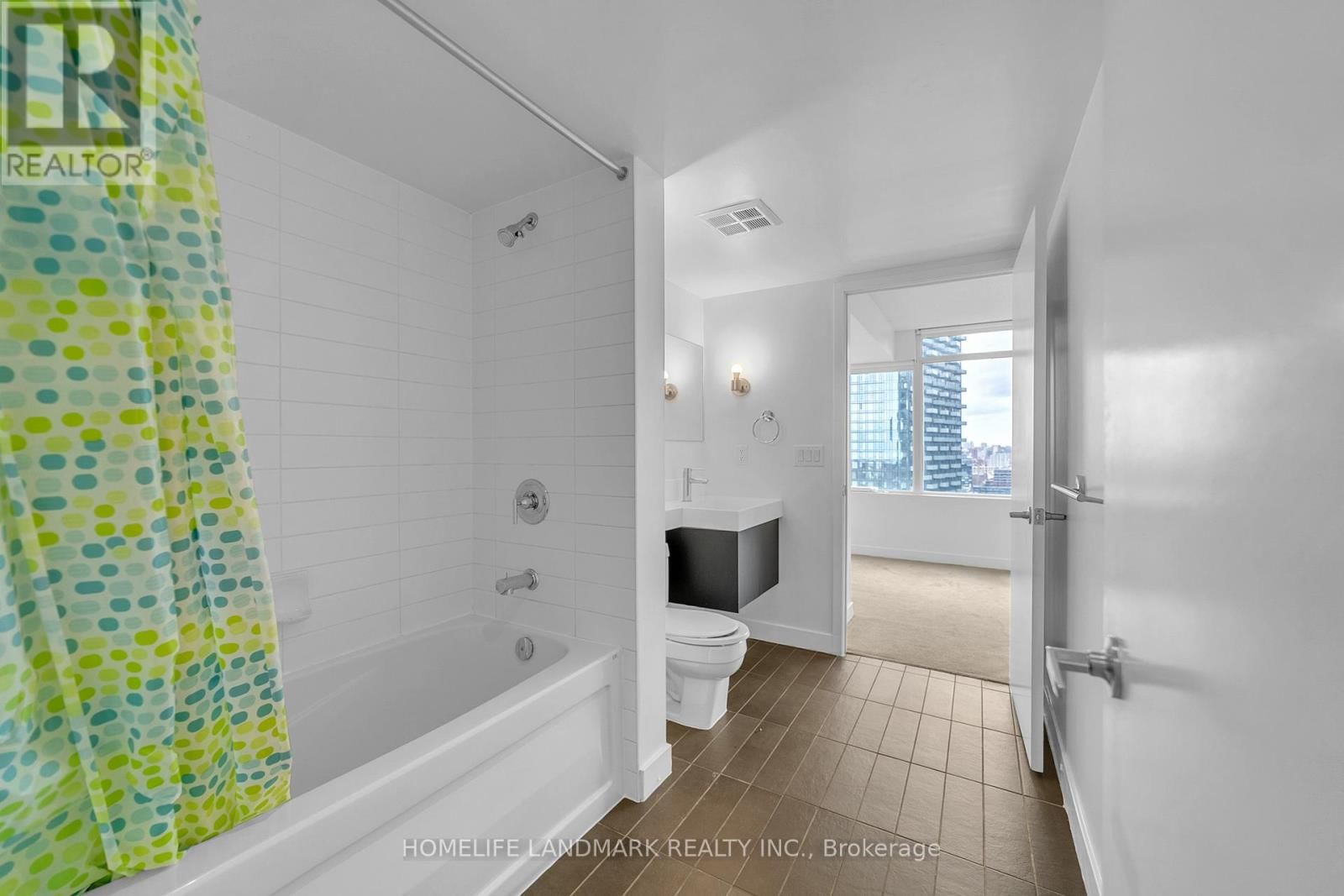 3511 - 25 TELEGRAM MEWS Image 26