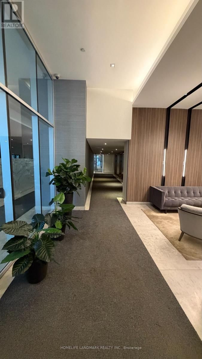 3511 - 25 TELEGRAM MEWS Image 32