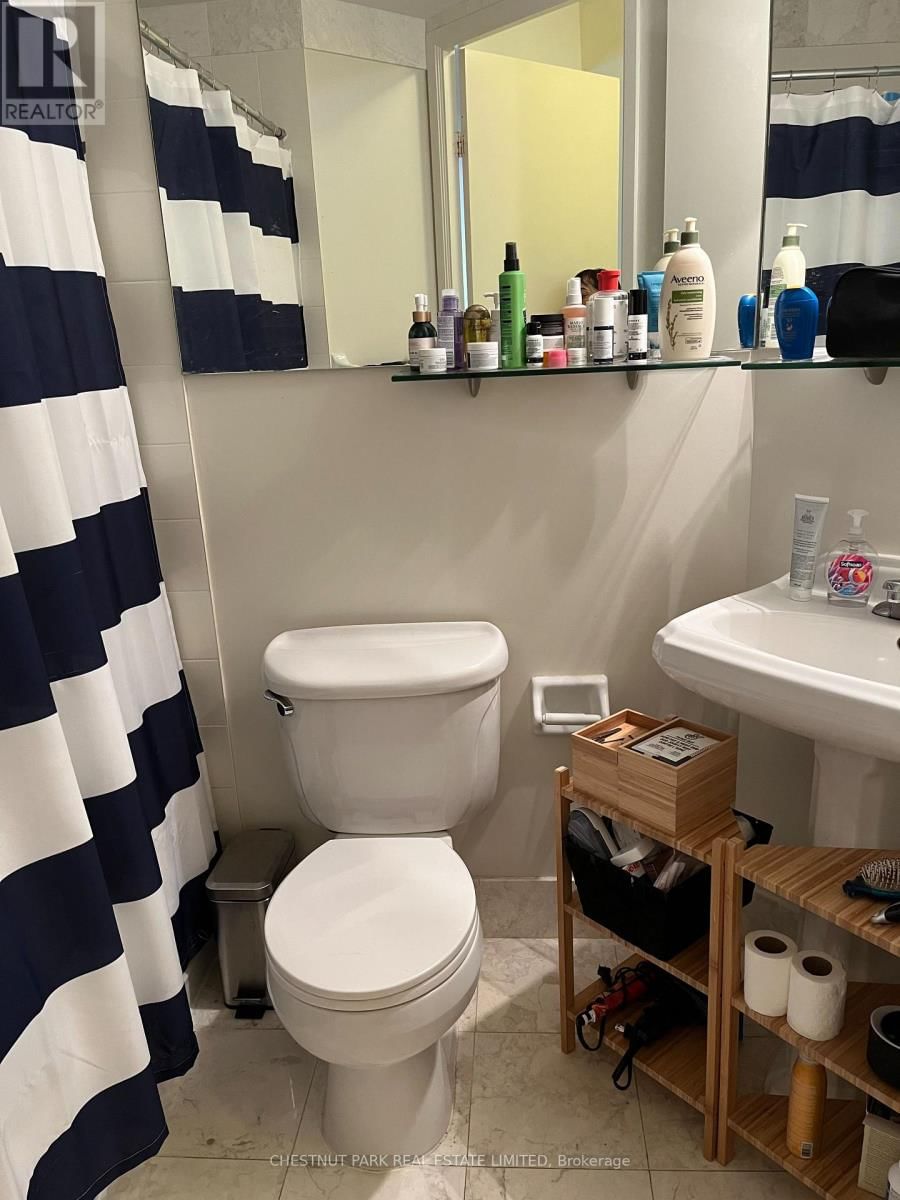 1209 - 85 BLOOR STREET EAST Image 15