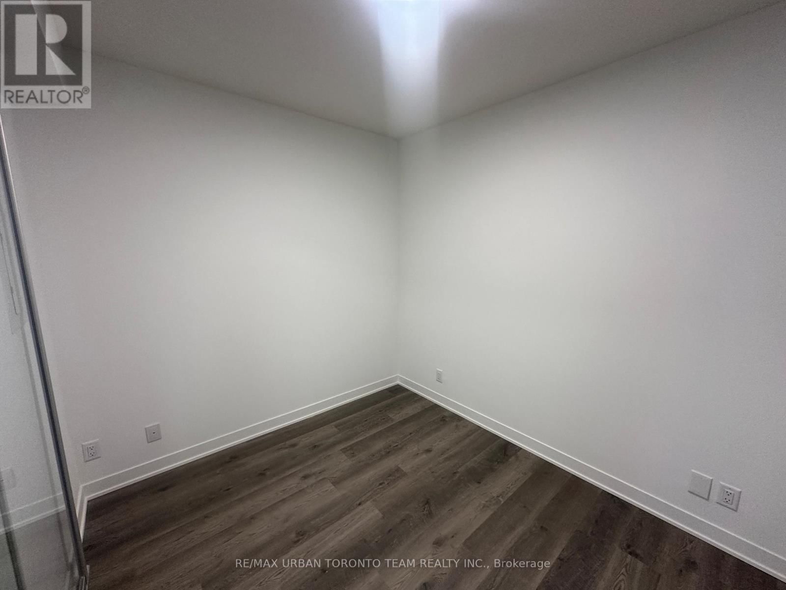 606 - 180 FRONT STREET EAST Image 10