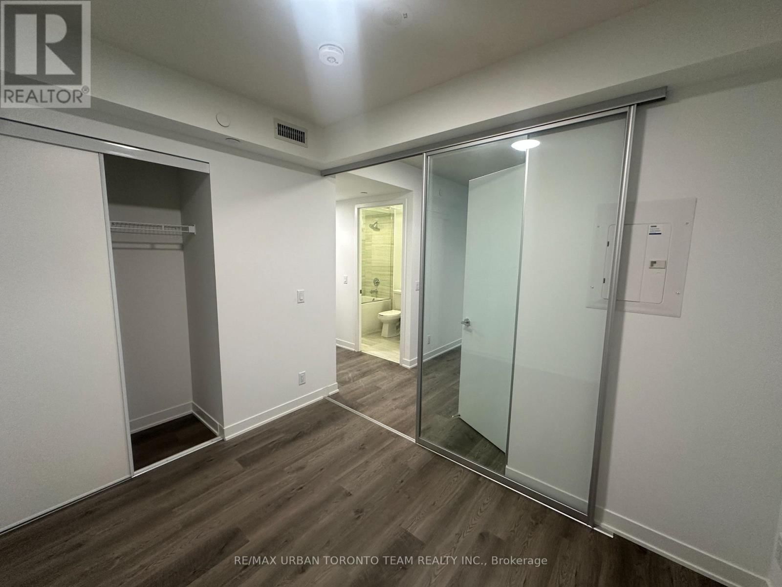 606 - 180 FRONT STREET EAST Image 11