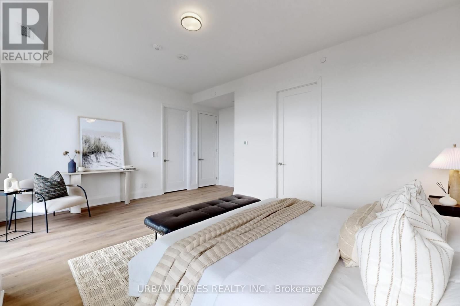 3603 - 65 BROADWAY AVENUE Image 13