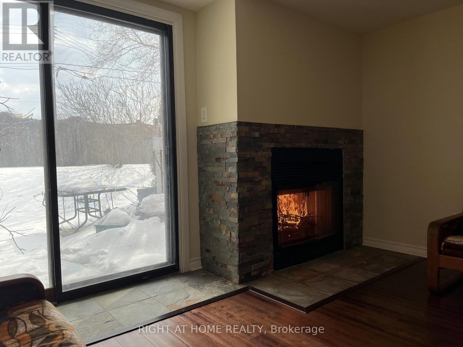 94 DUTCH MYRTLE WAY Image 34