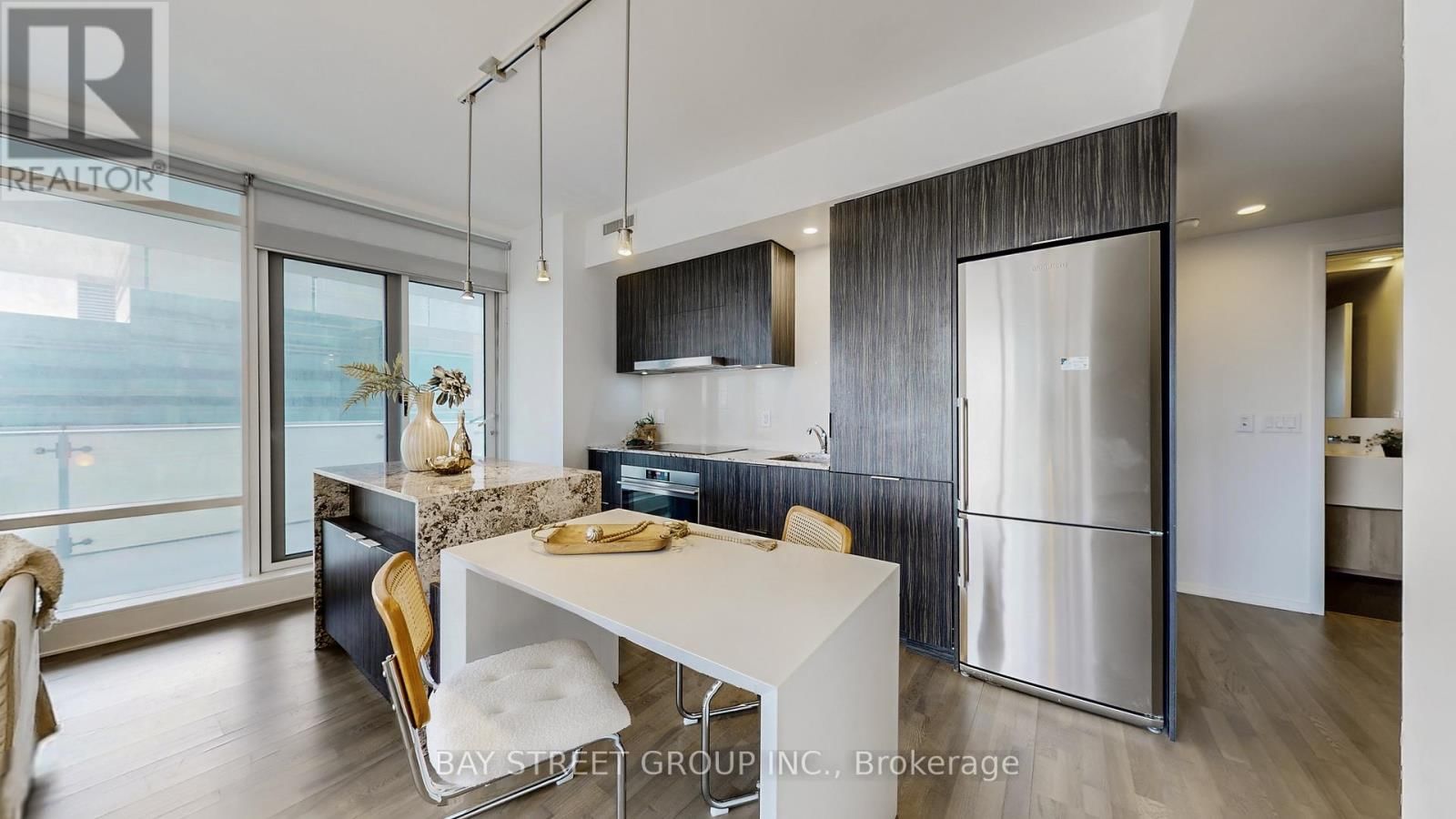 1701 - 1 BLOOR STREET EAST Image 15