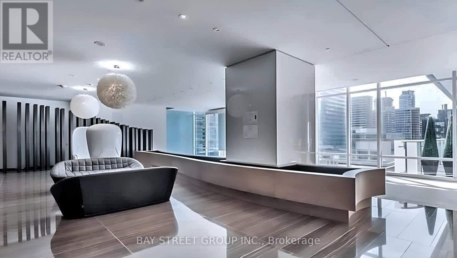 1701 - 1 BLOOR STREET EAST Image 34