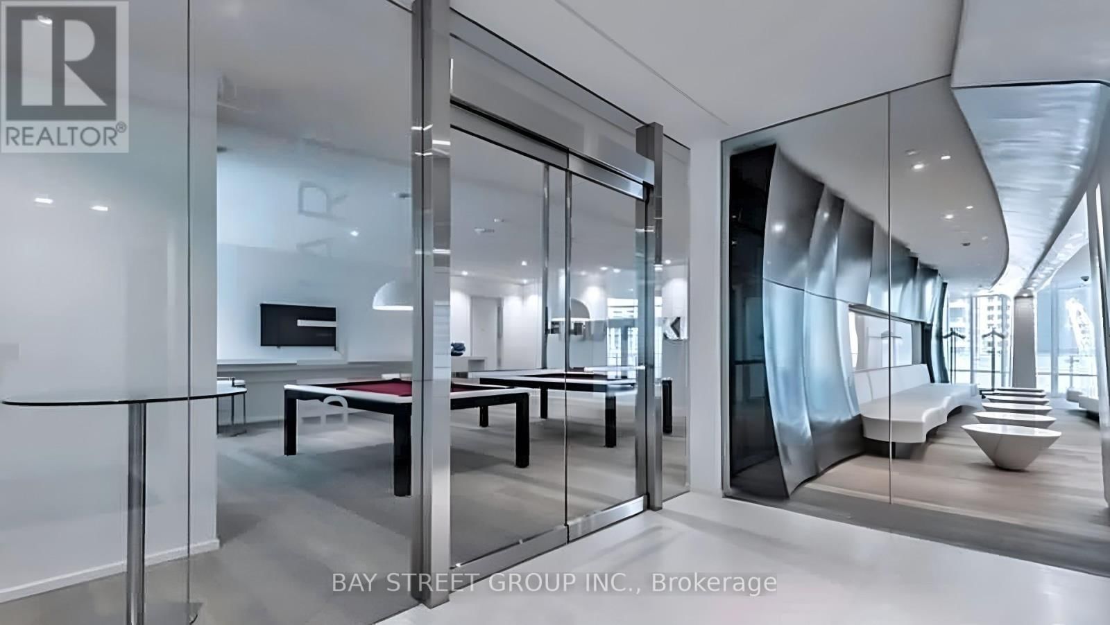 1701 - 1 BLOOR STREET EAST Image 40