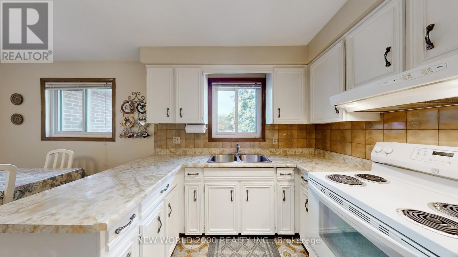 17 SQUIREWOOD ROAD Image 13