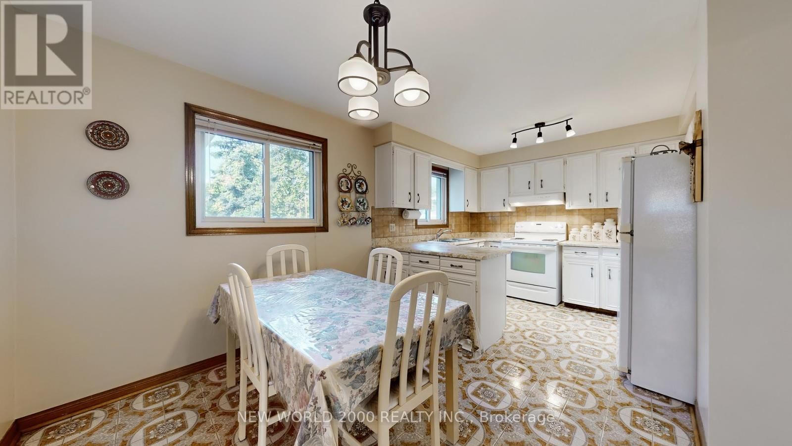 17 SQUIREWOOD ROAD Image 14