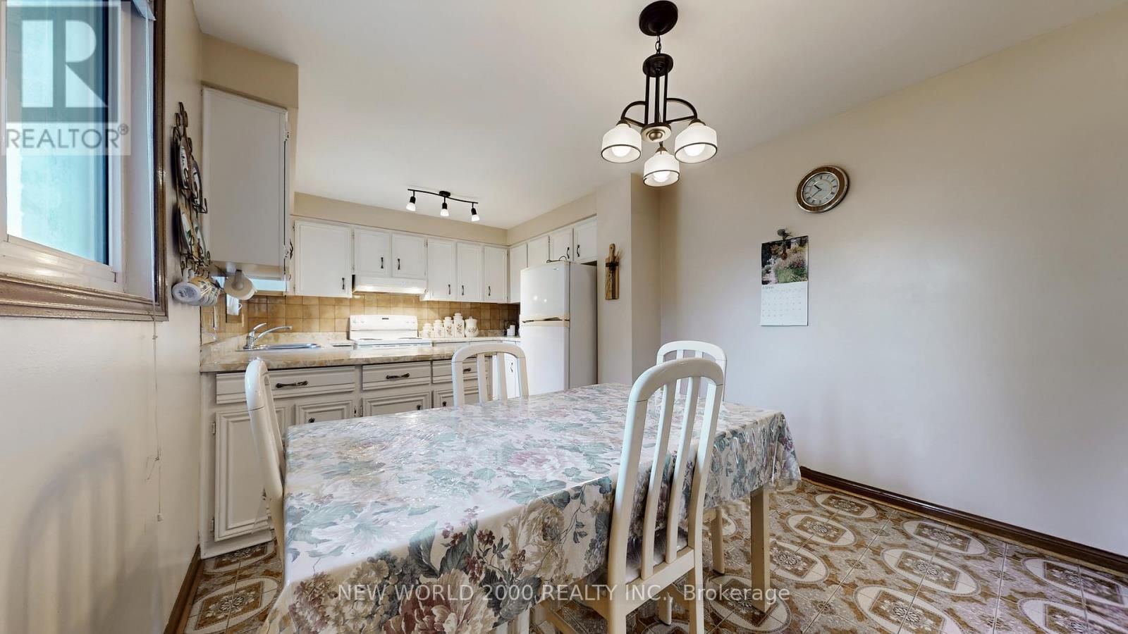 17 SQUIREWOOD ROAD Image 16