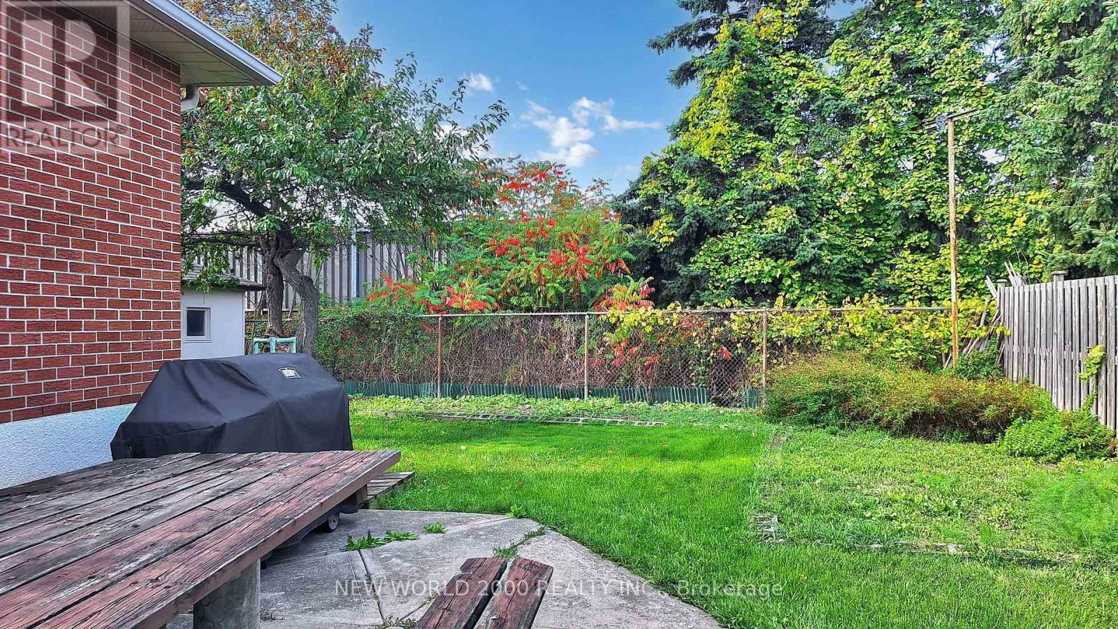 17 SQUIREWOOD ROAD Image 40