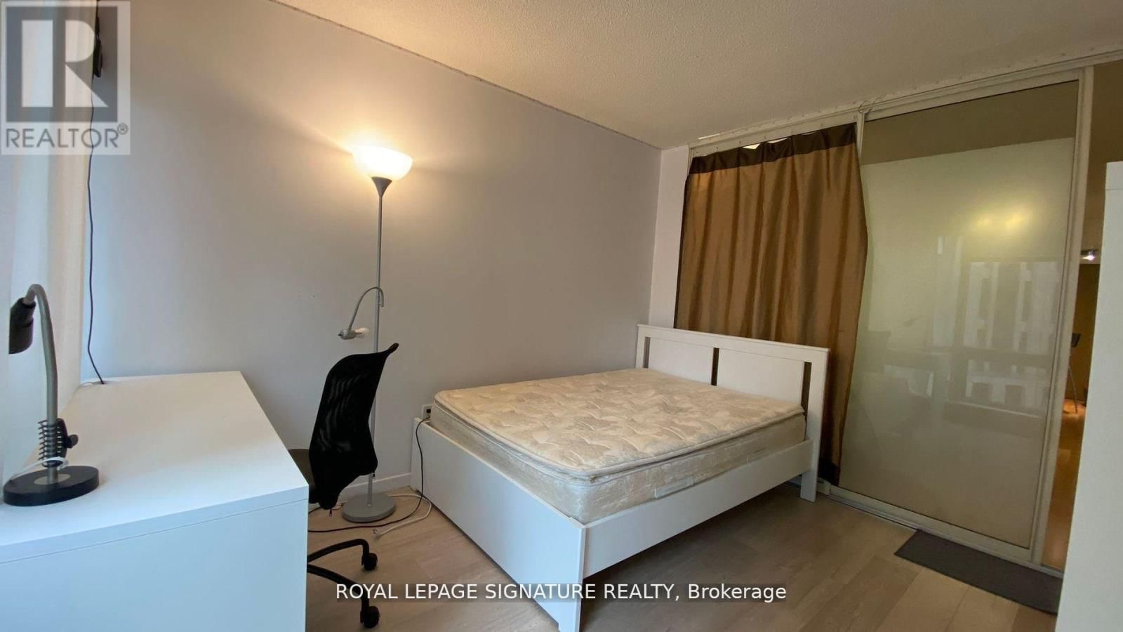 311 - 1001 BAY STREET Image 15