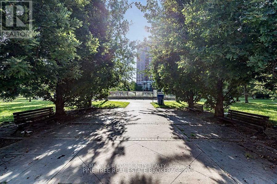 1704 - 16 HARRISON GARDEN BOULEVARD Image 3