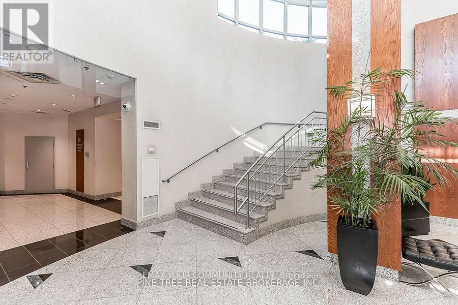 1704 - 16 HARRISON GARDEN BOULEVARD Image 5