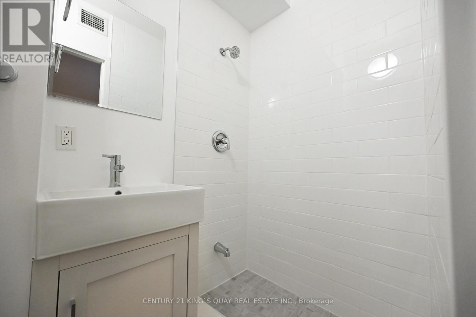 2 - 1A LEONARD AVENUE Image 12