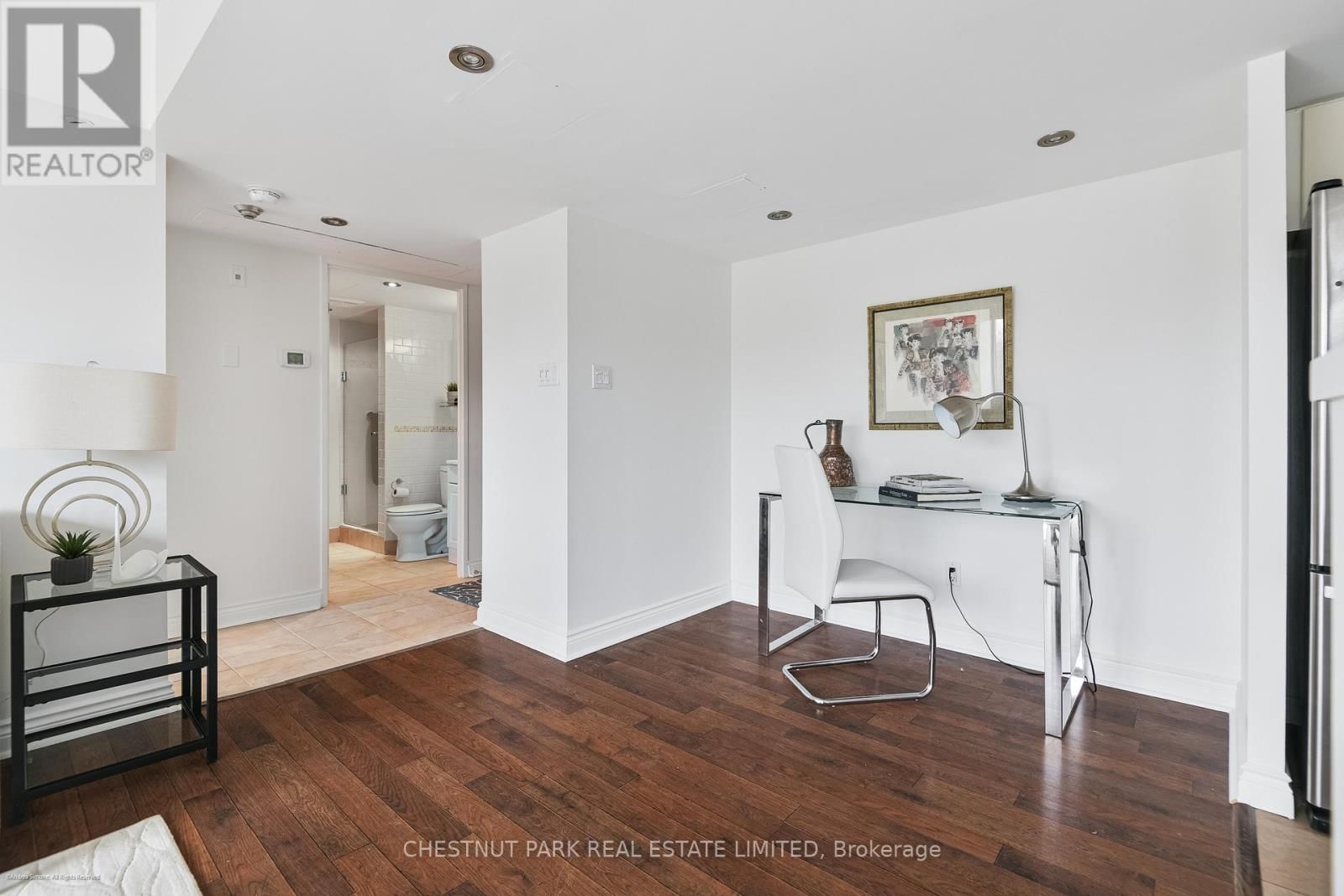 201 - 97 LAWTON BOULEVARD Image 9