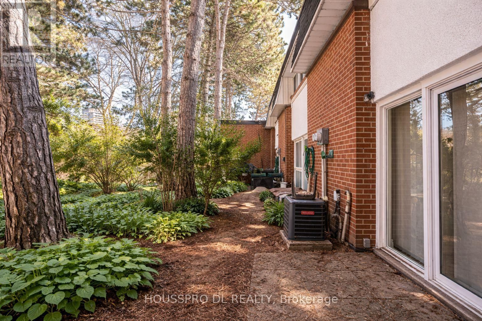 17 - 90 GEORGE HENRY BOULEVARD Image 39