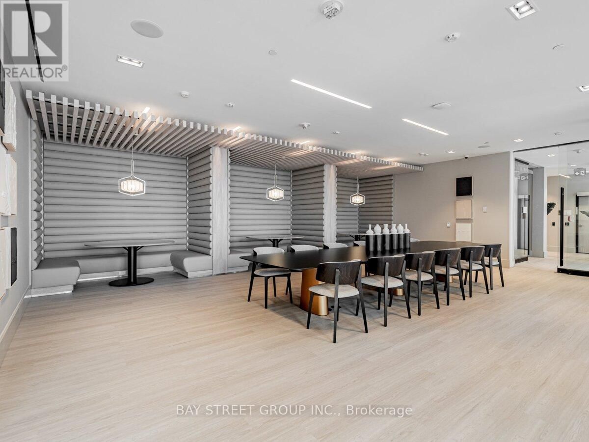 1910 - 2020 BATHURST STREET Image 18