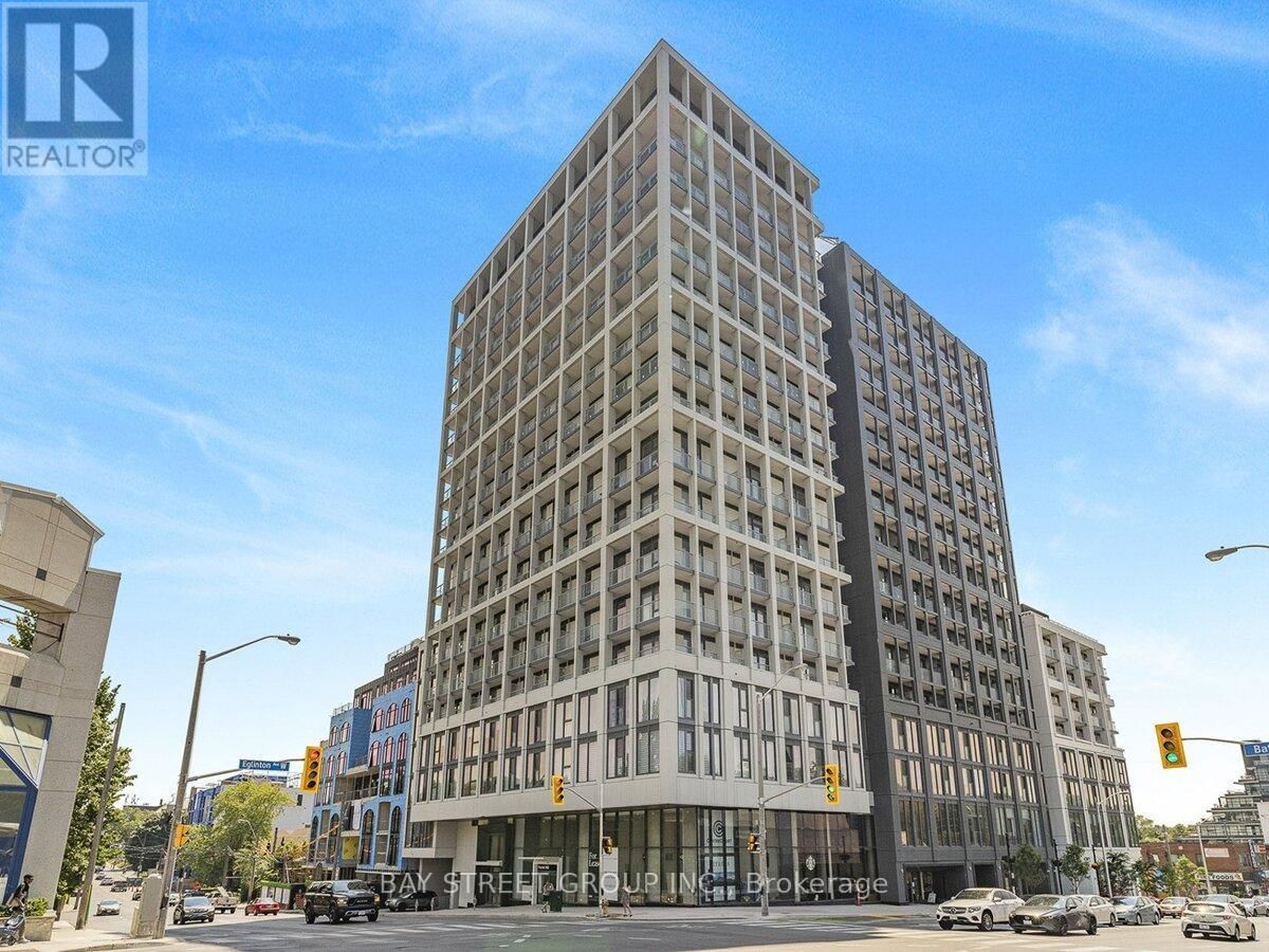 1910 - 2020 BATHURST STREET Image 24