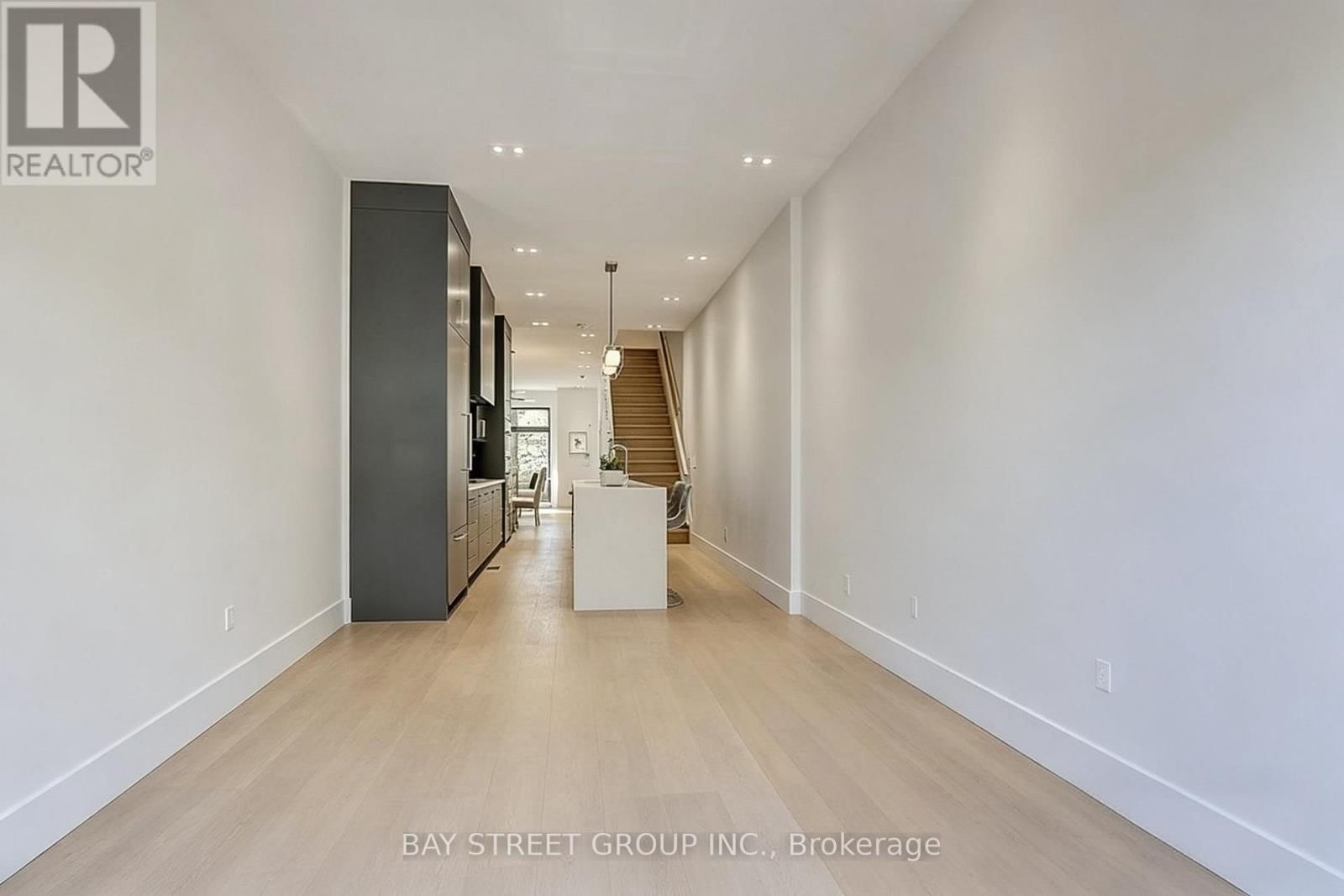 329 CLINTON STREET Image 10