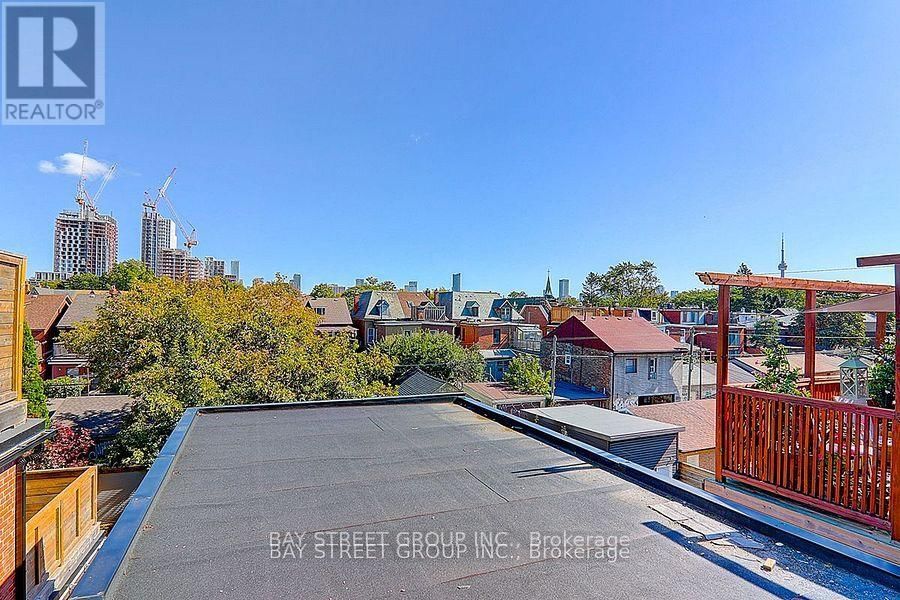 329 CLINTON STREET Image 25