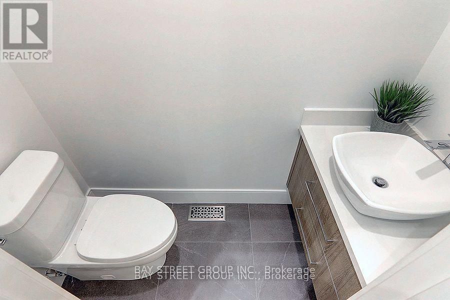 329 CLINTON STREET Image 6