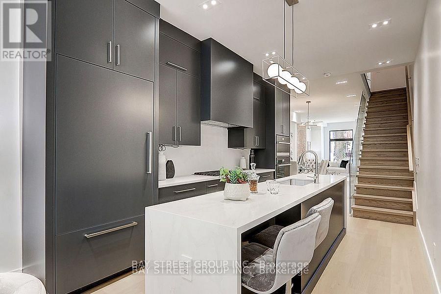 329 CLINTON STREET Image 9