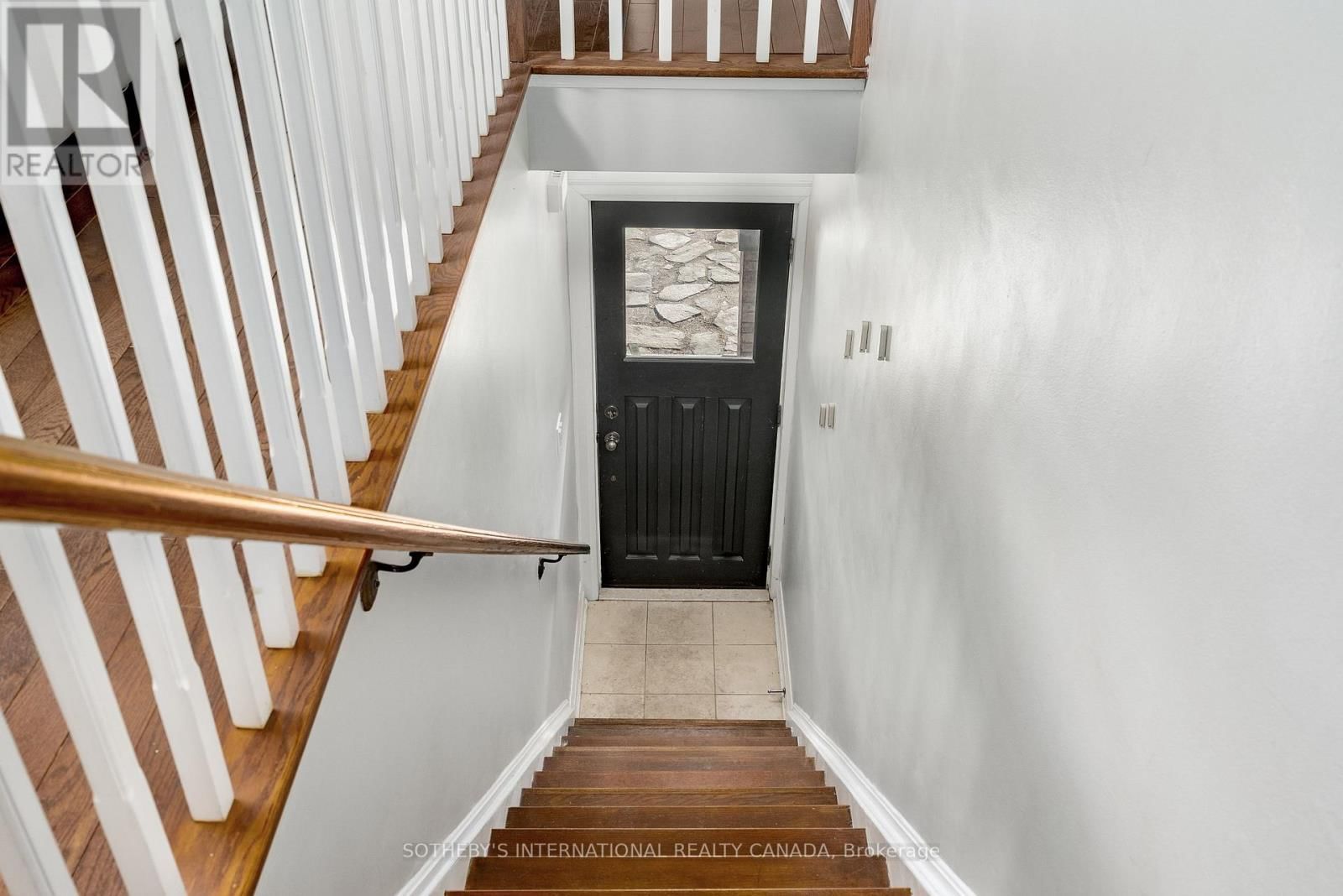 412 WELLESLEY STREET EAST Image 24