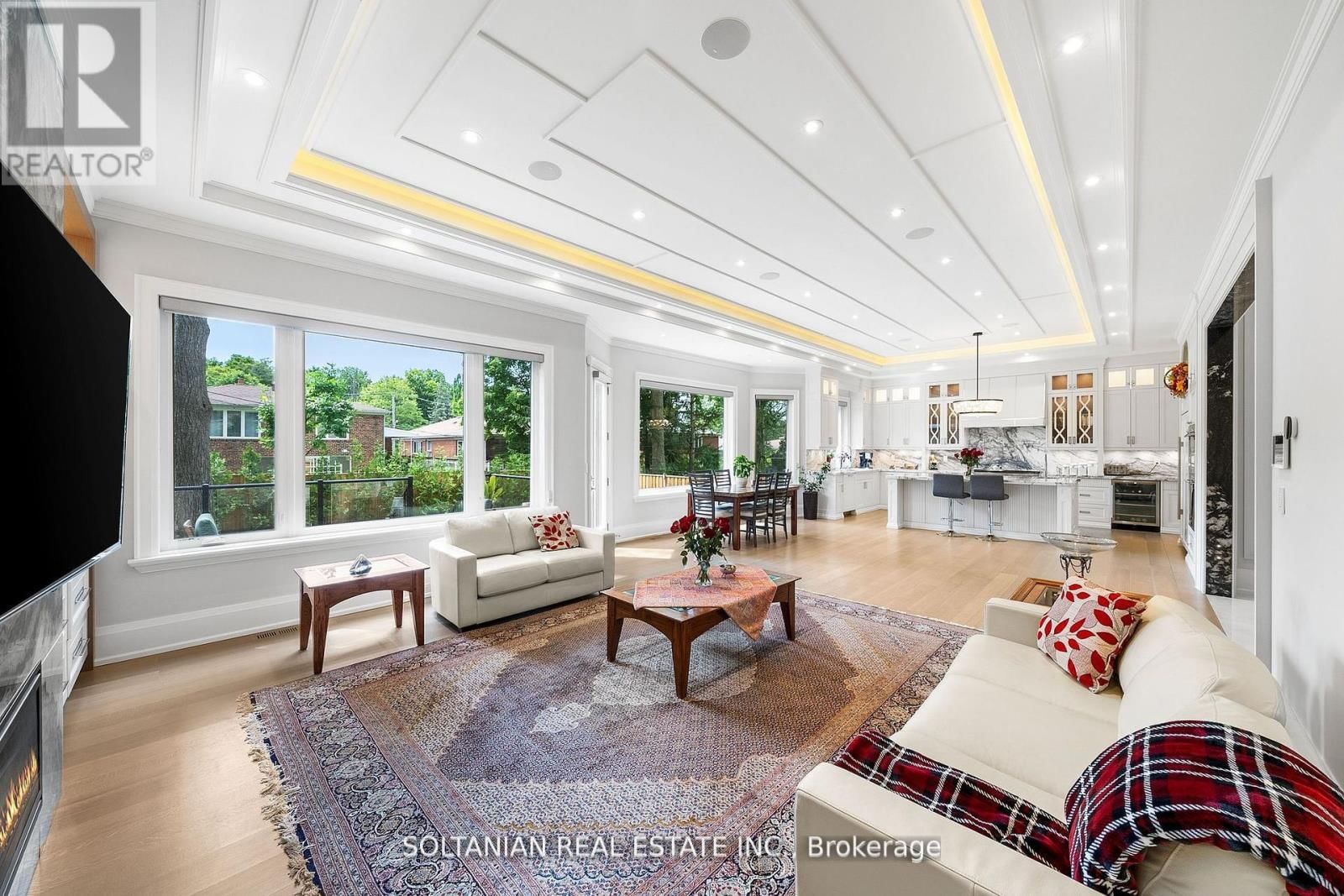 319 BETTY ANN DRIVE Image 10