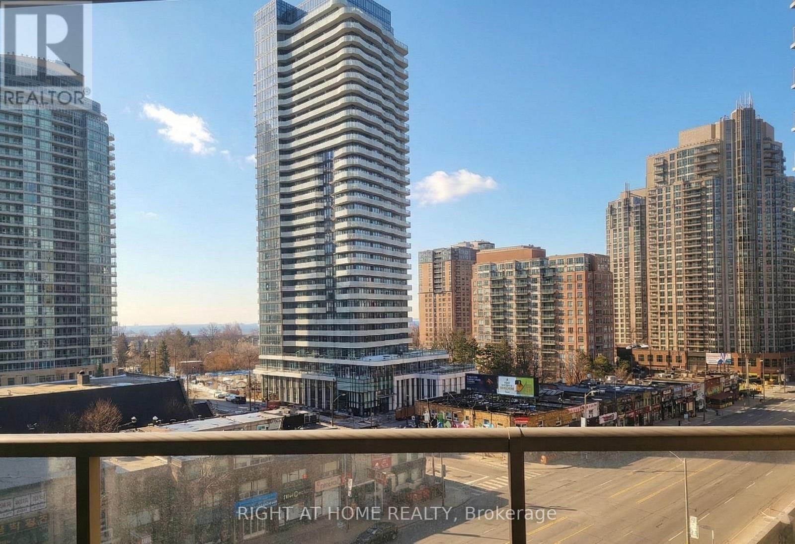 811 - 5508 YONGE STREET Image 1