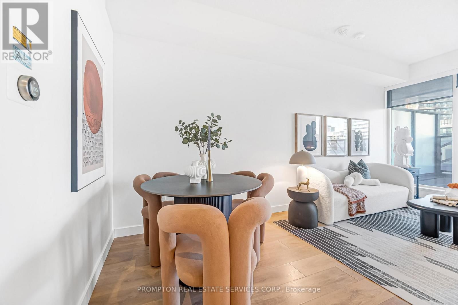 611 - 95 MCMAHON DRIVE Image 11