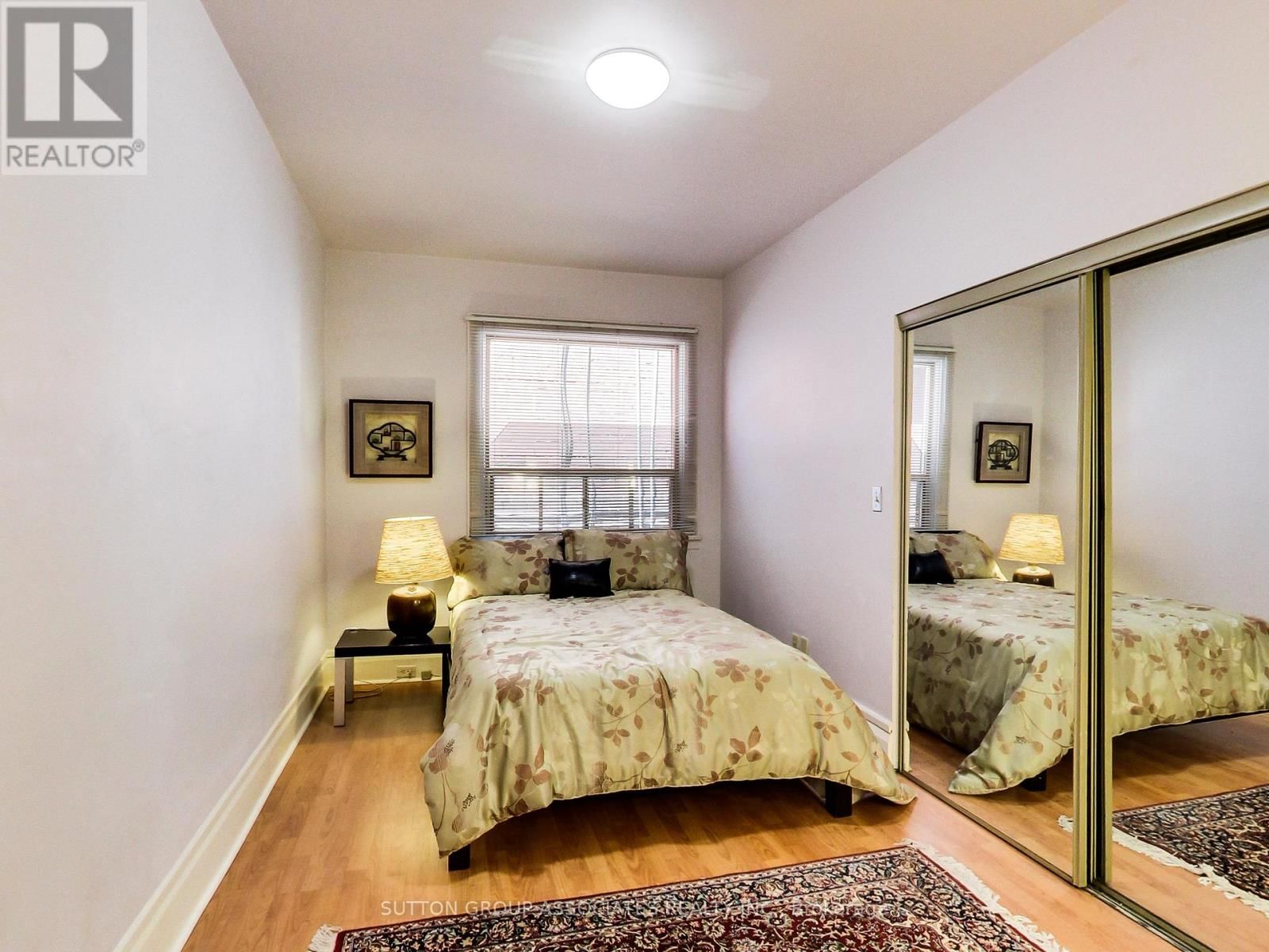 Main Fl - 125 WALMER ROAD Image 17