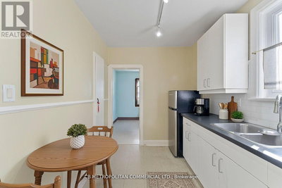 Image #1 of Commercial for Sale at Augusta, Toronto , Ontario