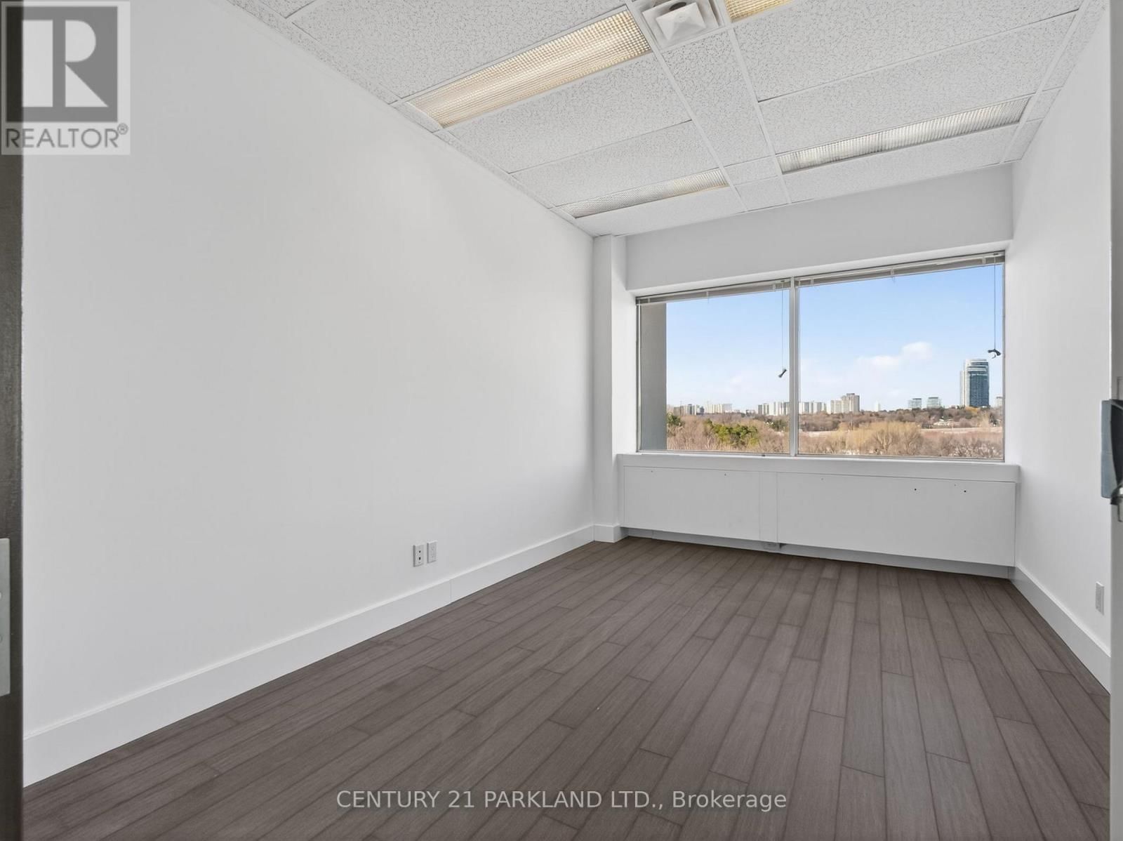 609 - 220 DUNCAN MILL ROAD Image 13