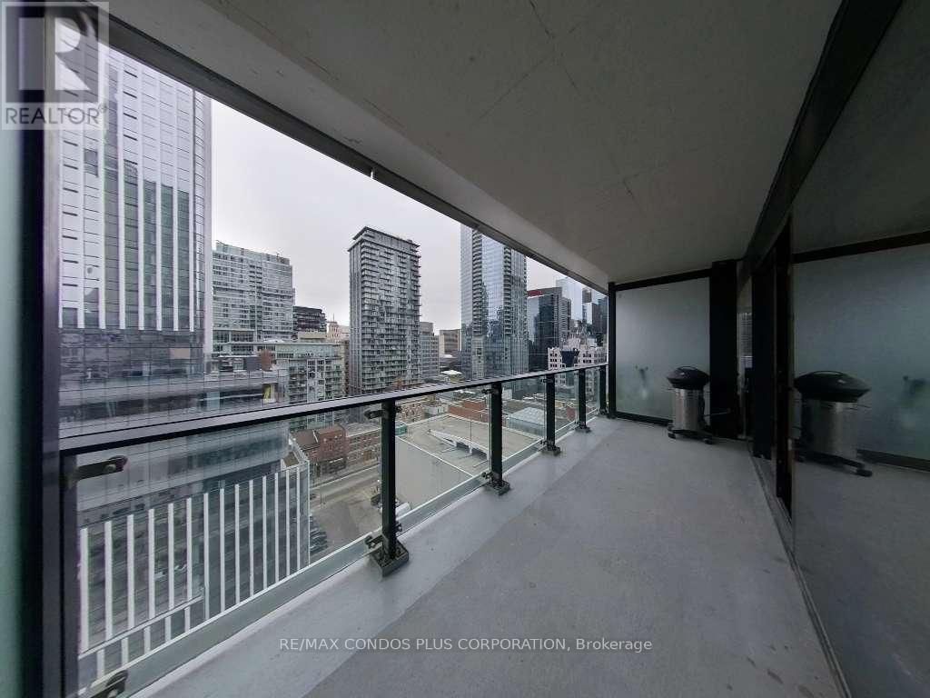 1302 - 224 KING STREET WEST Image 8