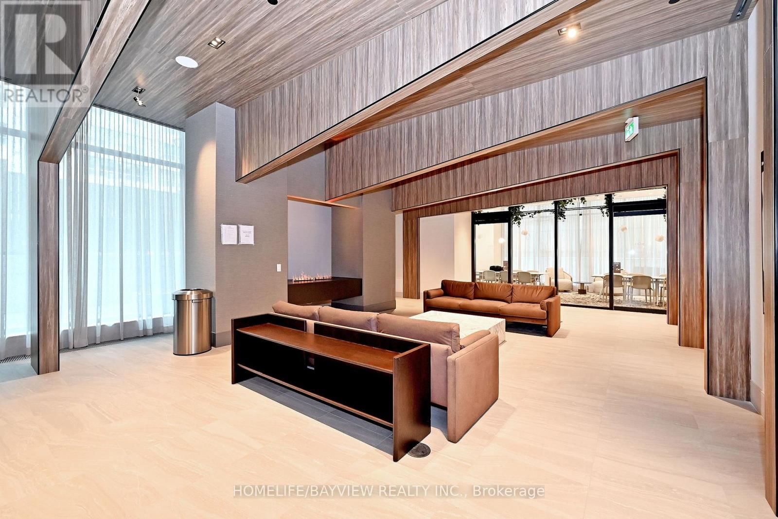 2501 - 65 BROADWAY AVENUE Image 41